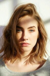 Side Parted Medium Hairstyle
